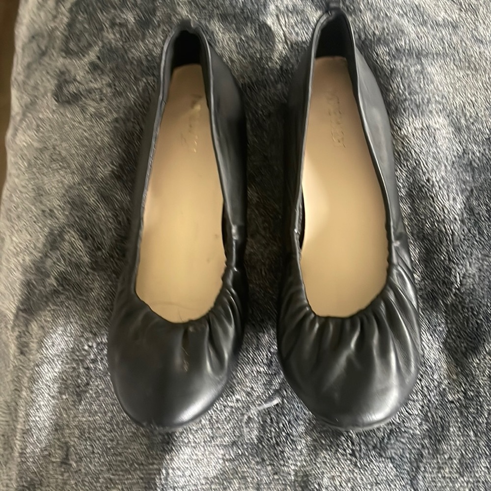 Nine West flats